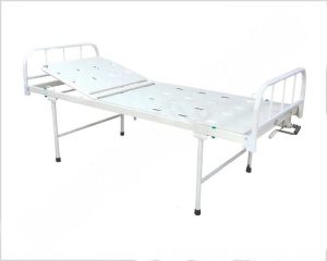 HF108A Semi-Fowler Bed General – Adjustable manual hospital bed for patient comfort with semi-fowler positioning.