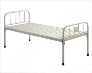 HF1811 Standard Plain Hospital Bed – Simple and durable hospital bed with manual adjustments for patient comfort.